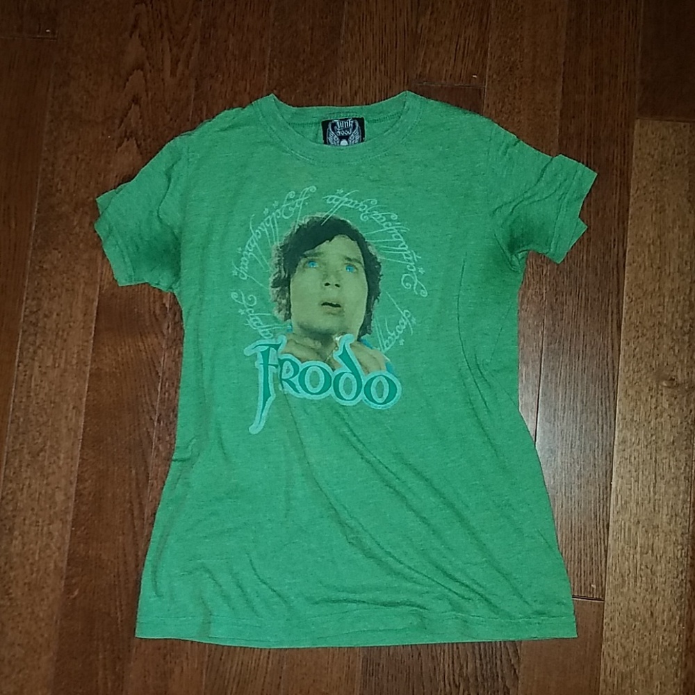 Lord of the rings fantasy graphic tee